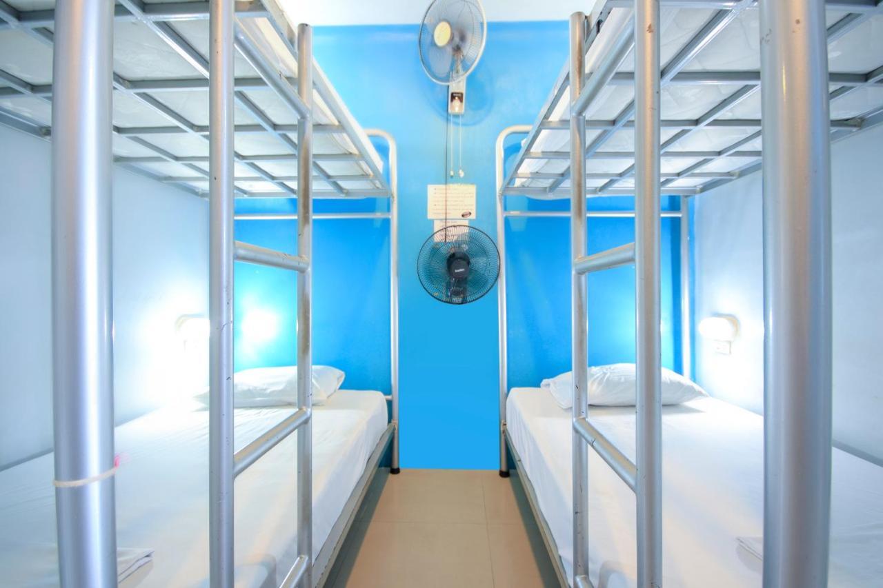 Oyo 1054 Phuket Backpacker Hostel Exteriér fotografie