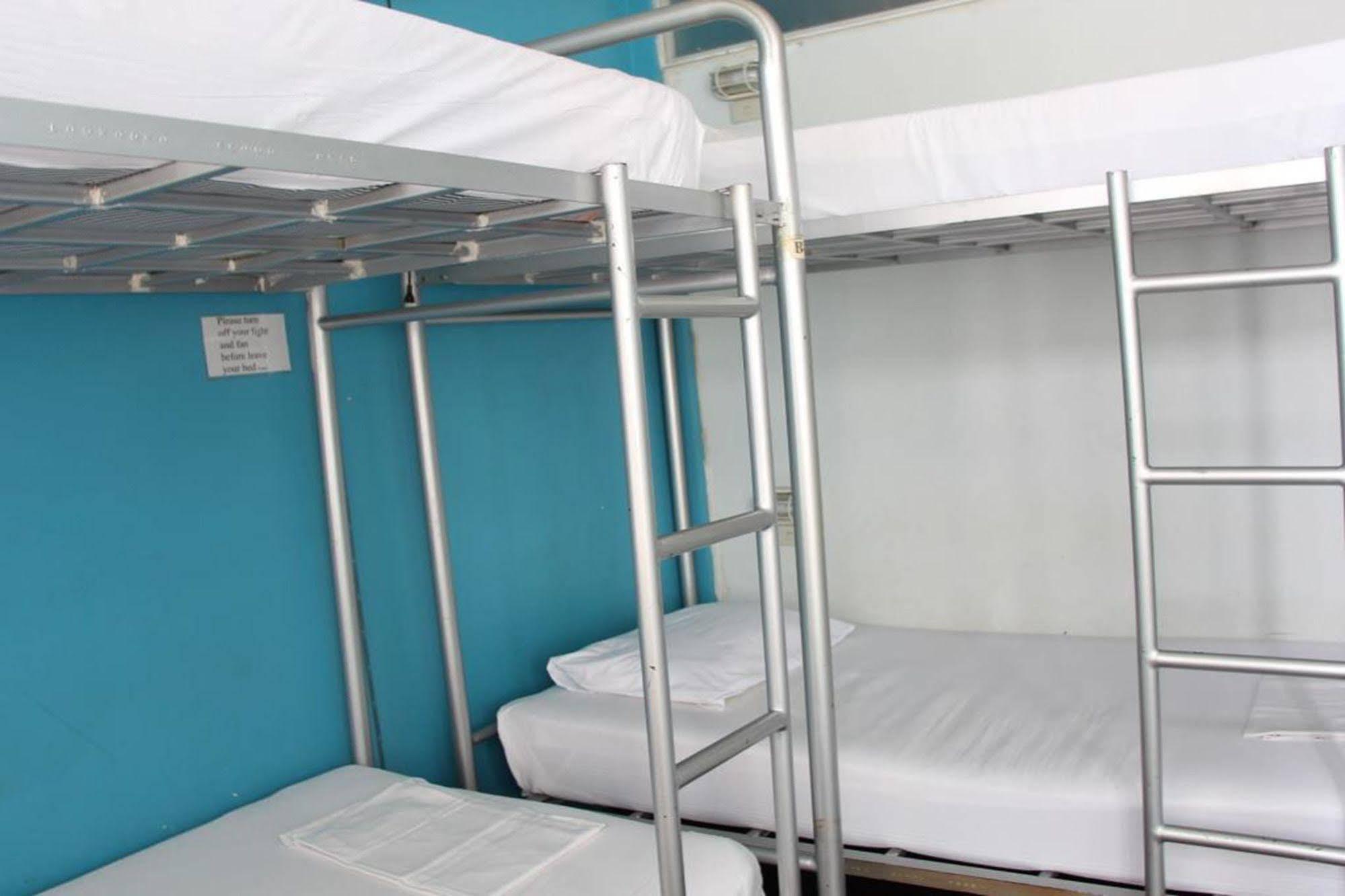 Oyo 1054 Phuket Backpacker Hostel Exteriér fotografie